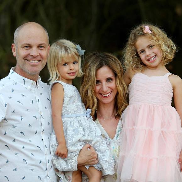 Meet your Posher, Lisa - Picture 1 of 1